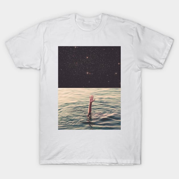 Drowned in space T-Shirt by lacabezaenlasnubes